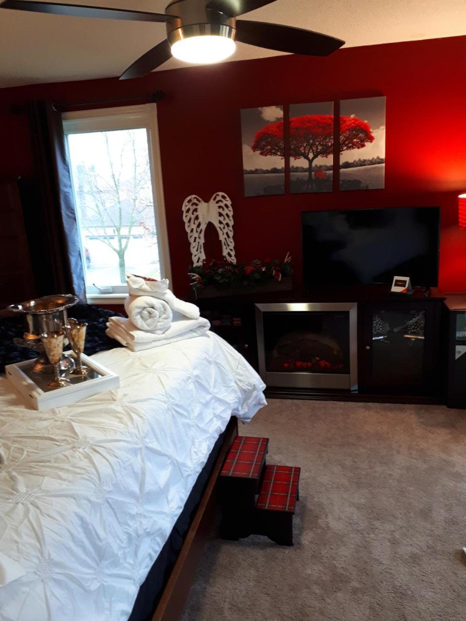 The Tartan House Bed & Breakfast Ajax Ngoại thất bức ảnh
